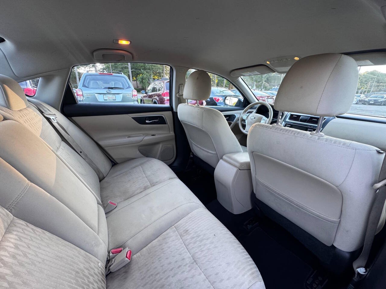 Used 2017 Nissan Altima 2.5 SV FWD image 14