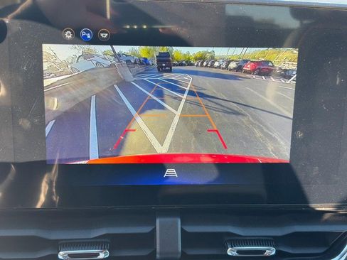 New 2026 Chevrolet Equinox ACTIV image 17