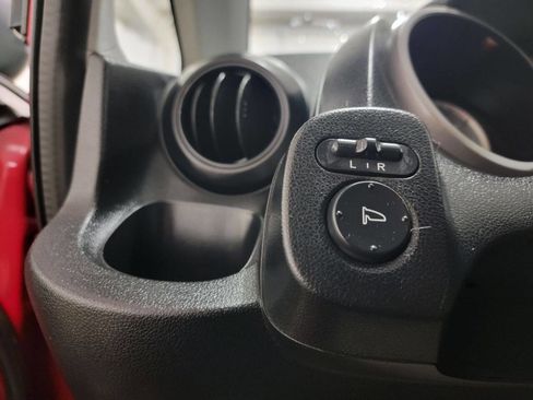 Used 2010 Honda Fit image 27