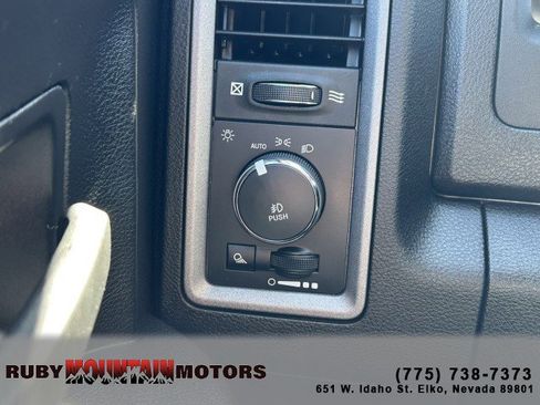 Used 2021 RAM 1500 Express w/ Wheel & Sound Group AWD/4WD image 15