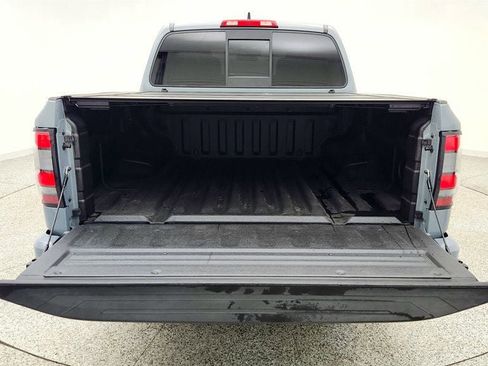 Used 2022 Nissan Frontier Pro-X w/ Technology Package image 22