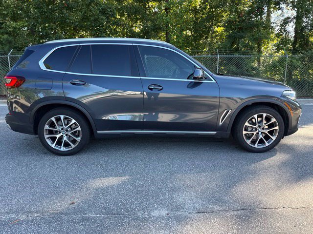 Used 2022 BMW X5 sDrive40i w/ Premium Package RWD image 4