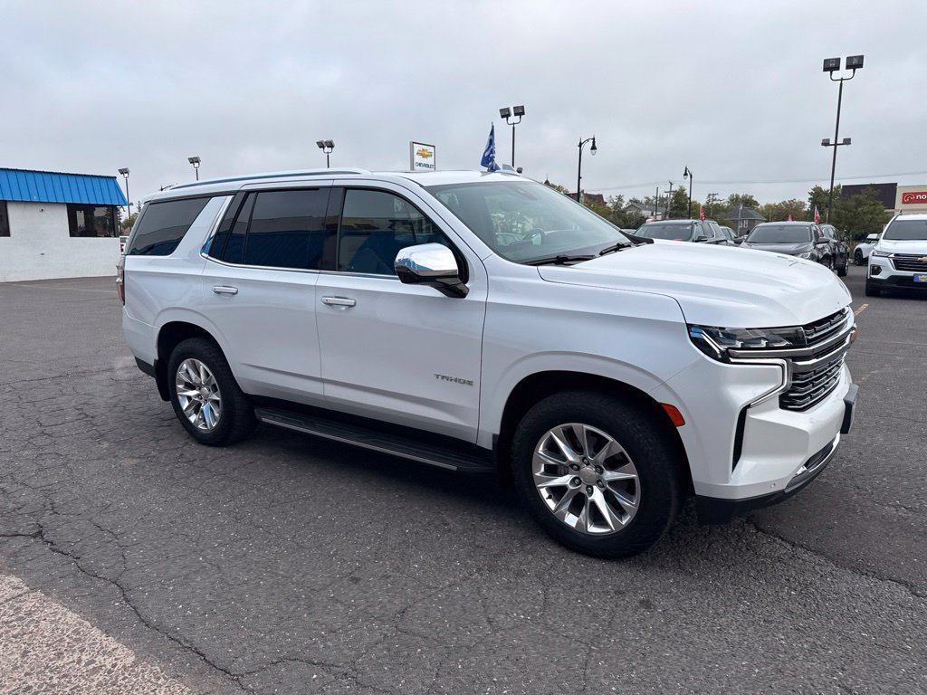 Used 2021 Chevrolet Tahoe Premier w/ Premium Package AWD/4WD image 6
