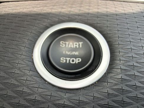 Used 2020 Land Rover Range Rover Evoque S AWD/4WD image 16
