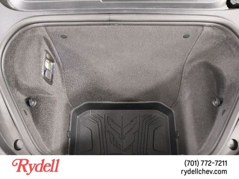 Used 2025 Chevrolet Corvette Stingray Premium Cpe w/ Z51 Performance Package image 12