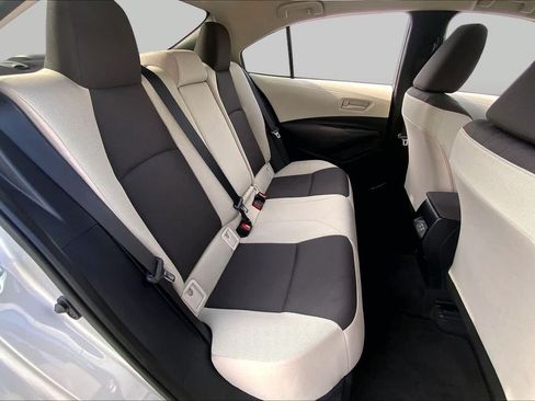 Used 2025 Toyota Corolla LE FWD image 19