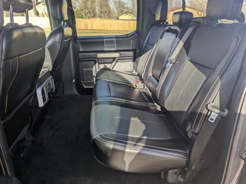 Used 2018 Ford F150 Lariat w/ Equipment Group 502A Luxury image 11