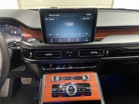 Used 2024 Lincoln Aviator Reserve w/ Equipment Group 201A image 19