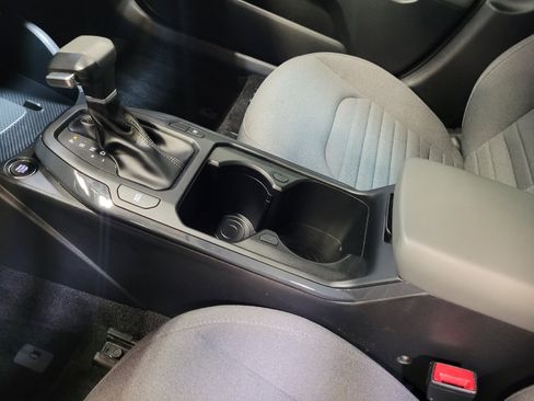 Used 2025 Kia K4 EX FWD image 26