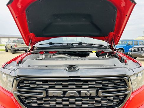 Used 2022 RAM 1500 Big Horn w/ Night Edition AWD/4WD image 40