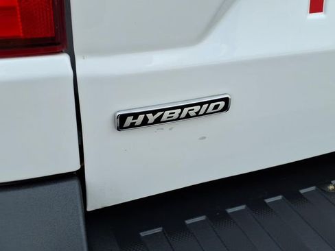 Used 2024 Ford Maverick Lariat image 12