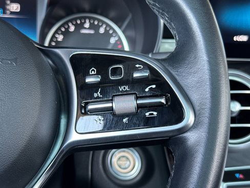Certified 2022 Mercedes-Benz GLC 300 image 28