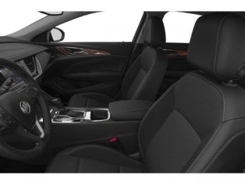 Used 2020 Buick Regal Essence image 12