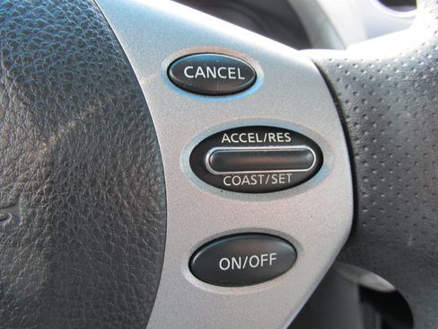 Used 2009 Nissan Altima 2.5 S w/ Emergency Aid Pkg FWD image 12