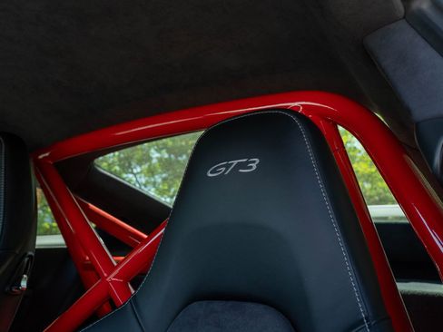 Used 2014 Porsche 911 GT3 RWD image 29