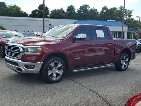Used 2021 RAM 1500 Laramie AWD/4WD image 3