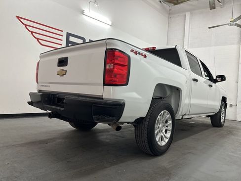 Used 2018 Chevrolet Silverado 1500 W/T w/ WT Convenience Package image 9