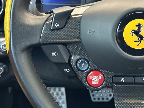 Used 2020 Ferrari 812 Superfast RWD image 29