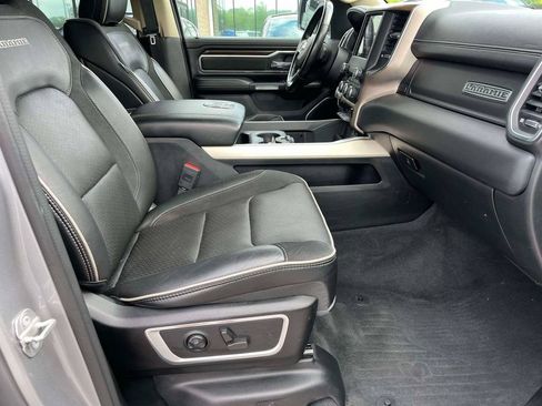 Used 2021 RAM 1500 Laramie AWD/4WD image 11