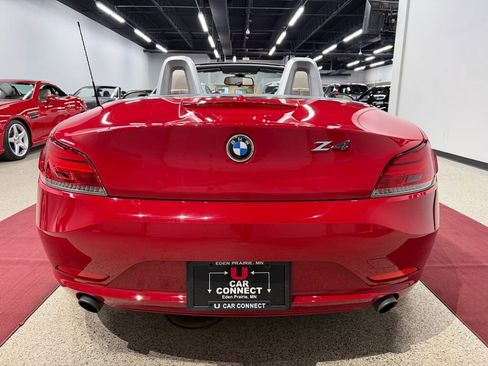 Used 2010 BMW Z4 sDrive35i image 18