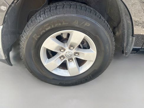 Used 2023 RAM 1500 Classic SLT w/ Trailer & Traction Group AWD/4WD image 30