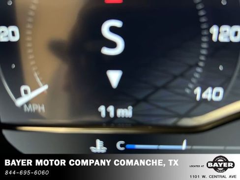 Used 2025 GMC Sierra 2500 AT4 image 11