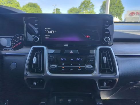 Used 2022 Kia Sorento X-Line EX AWD/4WD image 16