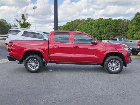New 2026 Chevrolet Colorado LT RWD image 2