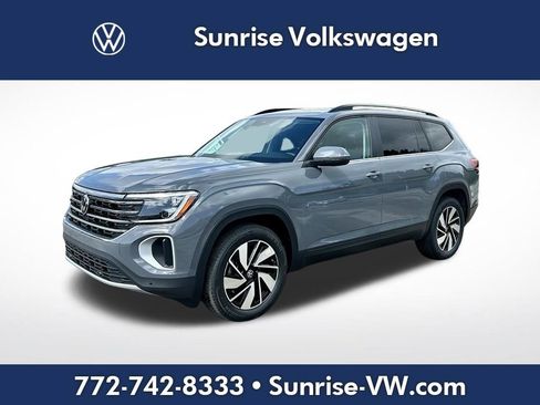 New 2026 Volkswagen Atlas SE FWD image 1