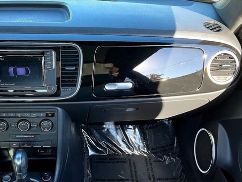 Used 2016 Volkswagen Beetle 1.8T Dune w/ Dune Technology Package image 25