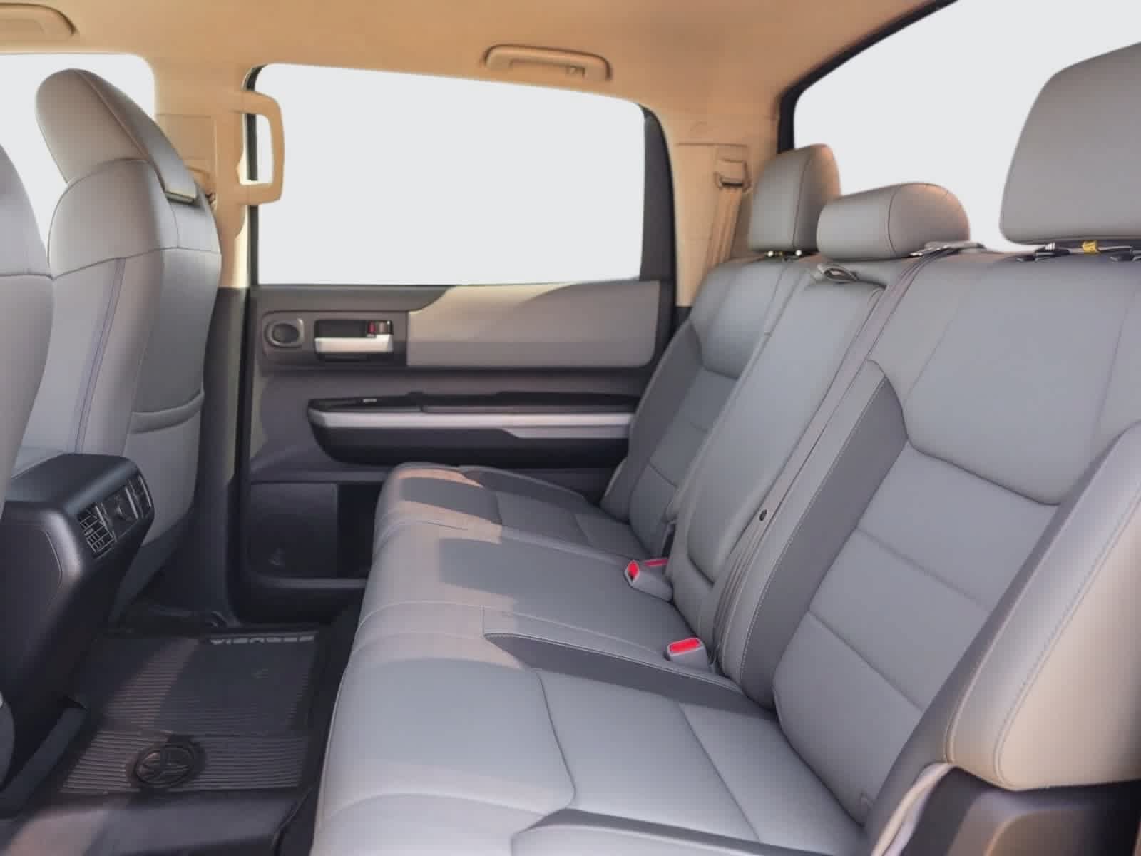 Used 2020 Toyota Tundra Limited w/ Limited Premium Package AWD/4WD image 22