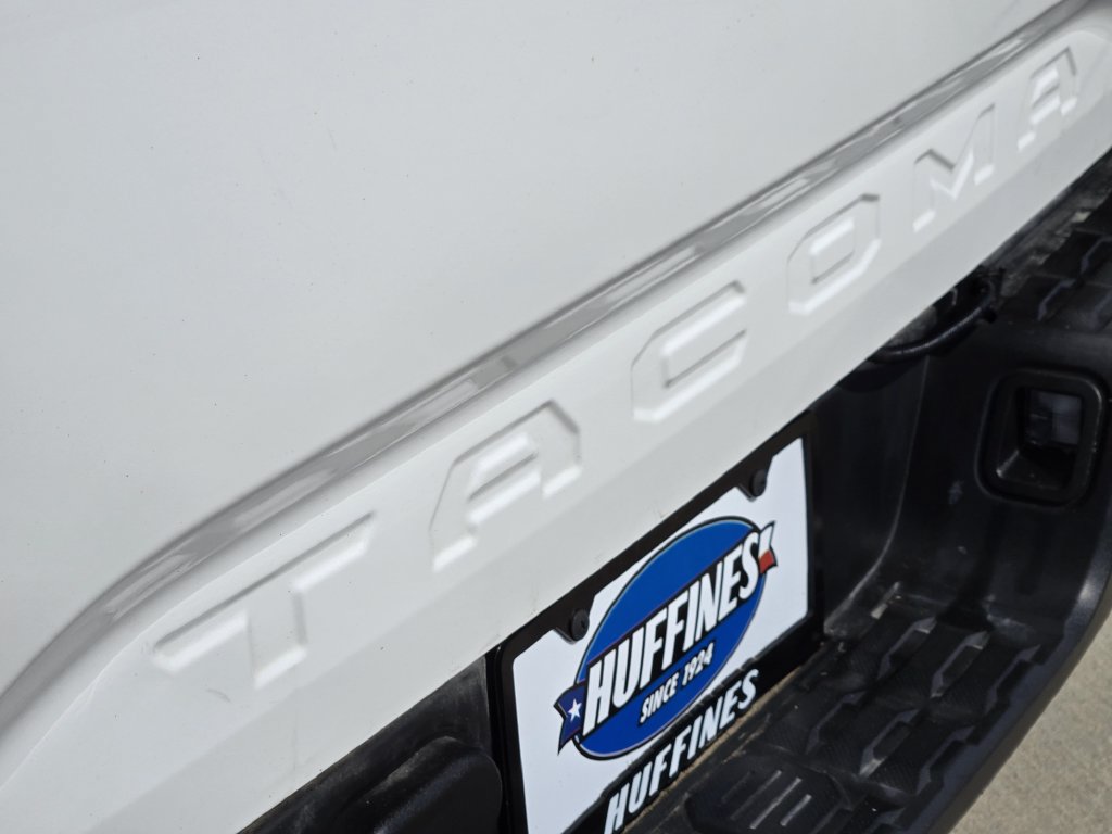 Used 2022 Toyota Tacoma SR RWD image 10
