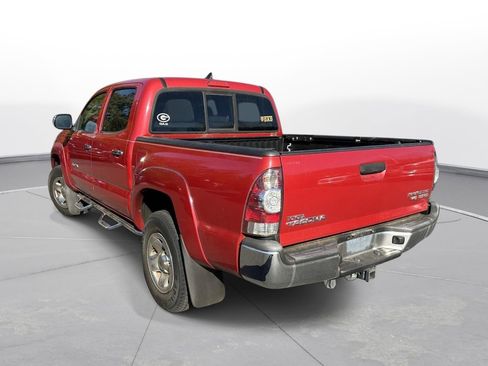 Used 2015 Toyota Tacoma PreRunner image 34