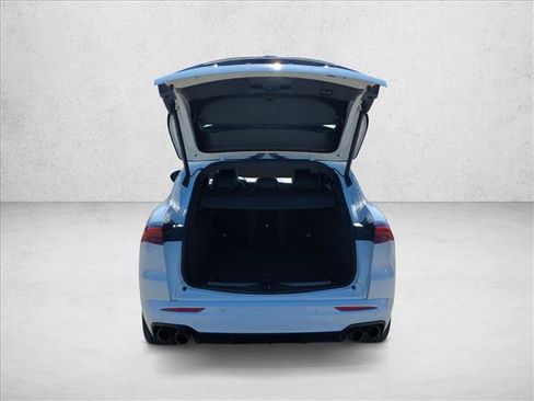 Used 2024 Maserati Grecale GT image 6