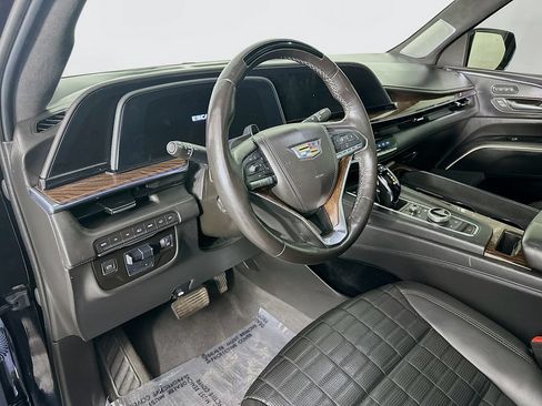 Used 2021 Cadillac Escalade ESV Premium Luxury Platinum AWD/4WD image 15