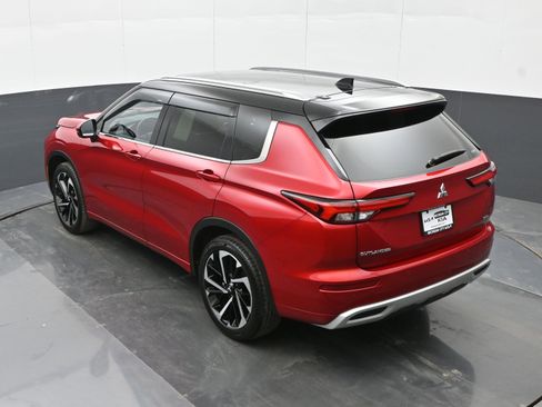 Used 2024 Mitsubishi Outlander SEL image 34