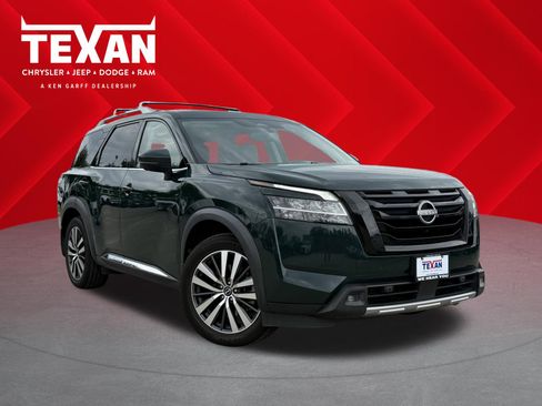 Used 2022 Nissan Pathfinder Platinum w/ Cargo Package FWD image 1