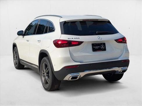 Certified 2026 Mercedes-Benz GLA 250 image 9