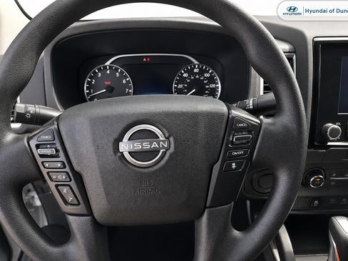Used 2024 Nissan Frontier SV w/ Technology Package RWD image 8