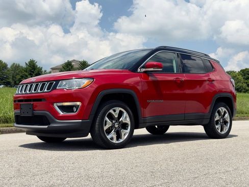 Used 2020 Jeep Compass Limited AWD/4WD image 8
