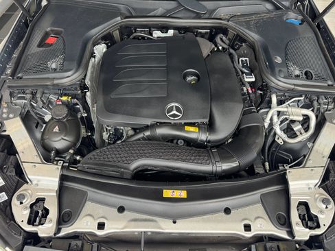 Used 2021 Mercedes-Benz E 350 4MATIC Sedan w/ Premium Package image 32