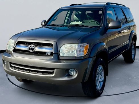 Used 2006 Toyota Sequoia Limited image 2