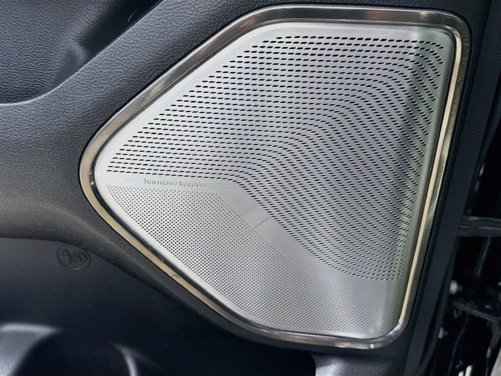 Used 2020 RAM 1500 Limited AWD/4WD image 32