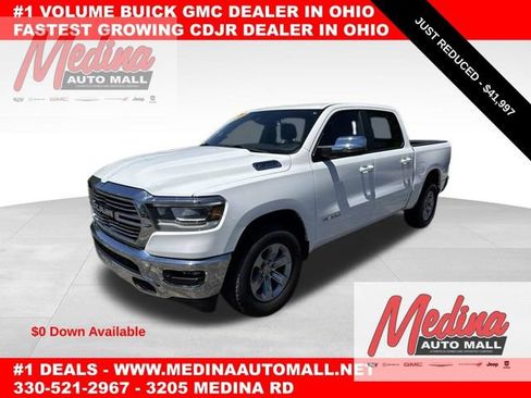 Used 2023 RAM 1500 Laramie AWD/4WD image 1