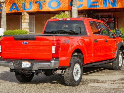Used 2020 Ford F250 XLT w/ FX4 Off-Road Package image 11