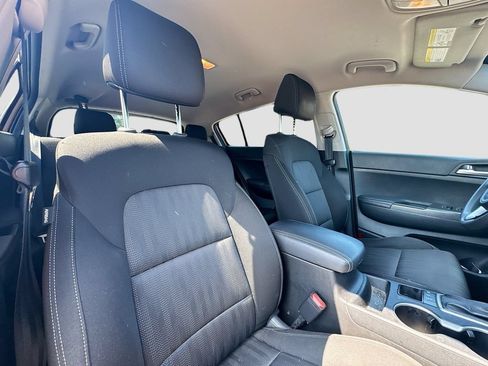 Used 2017 Kia Sportage LX AWD/4WD image 24
