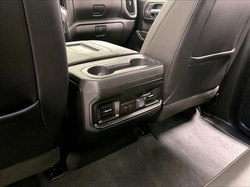 Used 2020 Chevrolet Silverado 1500 LT Trail Boss image 28