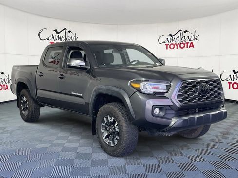 Used 2023 Toyota Tacoma TRD Off-Road image 3