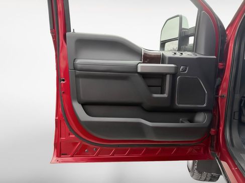 Used 2017 Ford F250 Platinum w/ Platinum Ultimate Package image 13