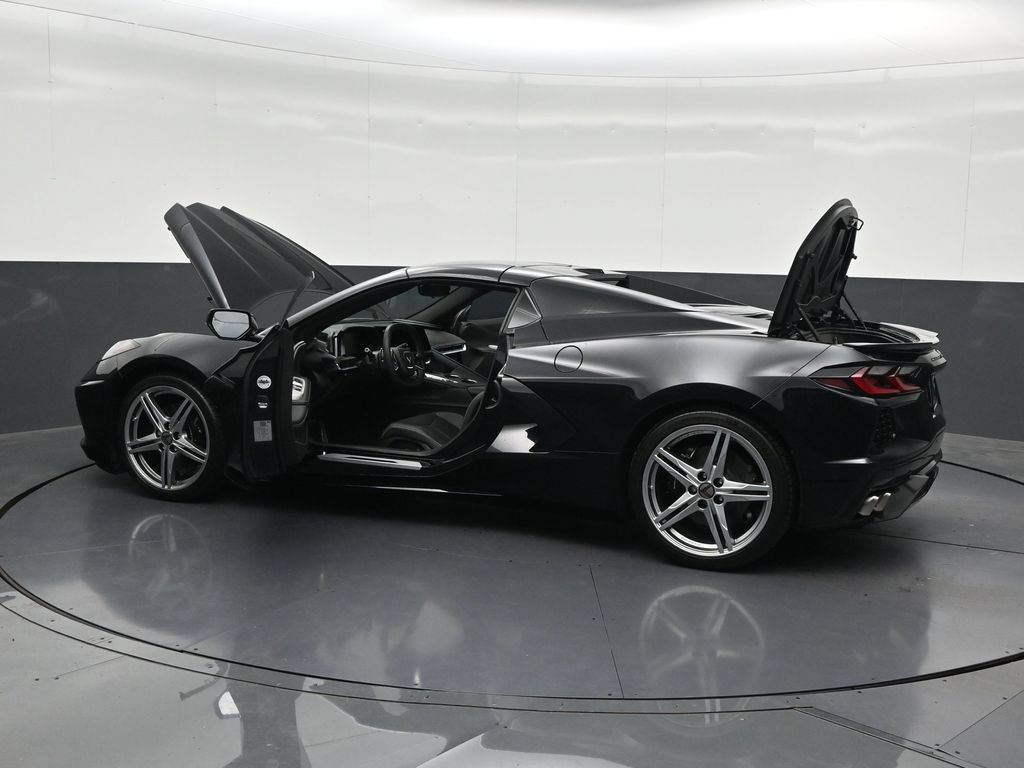 Used 2026 Chevrolet Corvette Stingray Convertible w/ 1LT RWD image 34